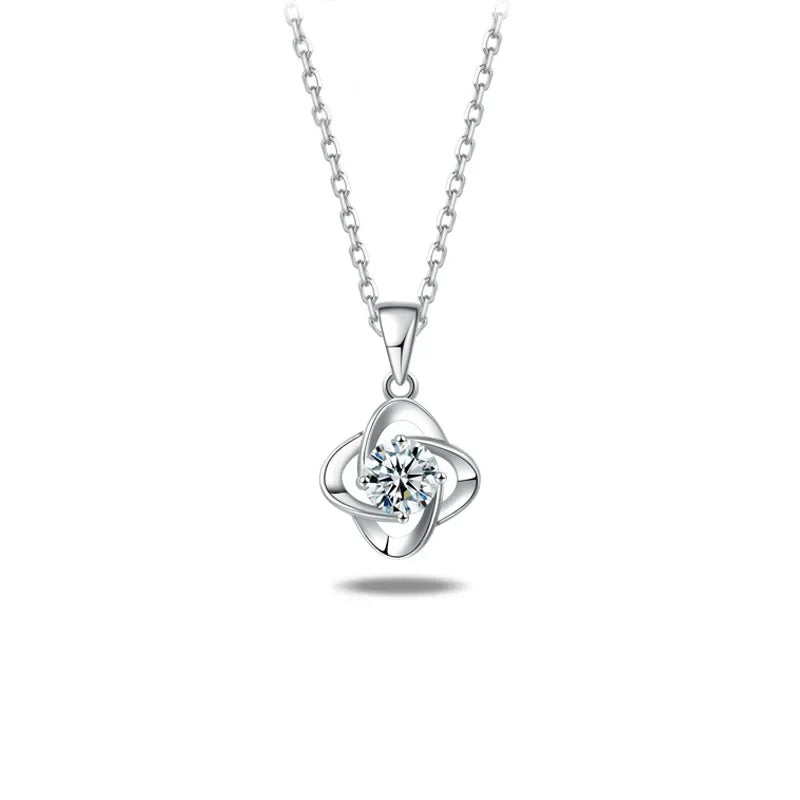 Loriele 925 Silver Four-Leaf Clover Pendant Necklace | 1CT D Color Moissanite